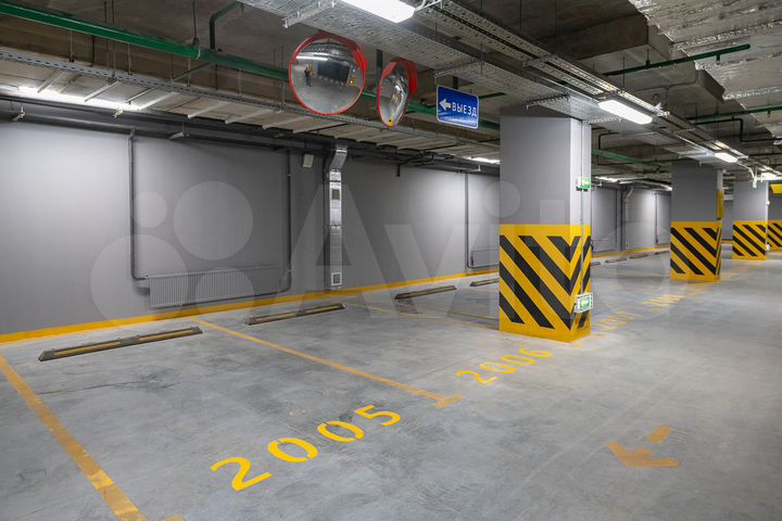 Машиноместо, 13 м²