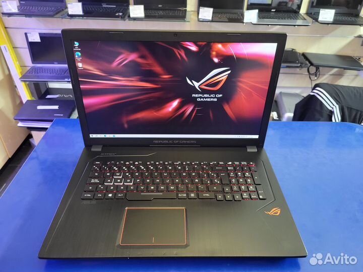 Игровой asus 17.3