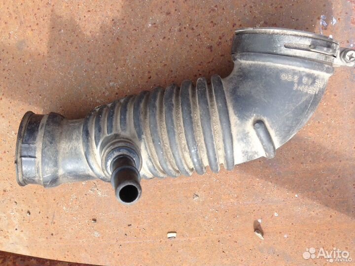 Гофра воздушного фильтра Мазда сх 7