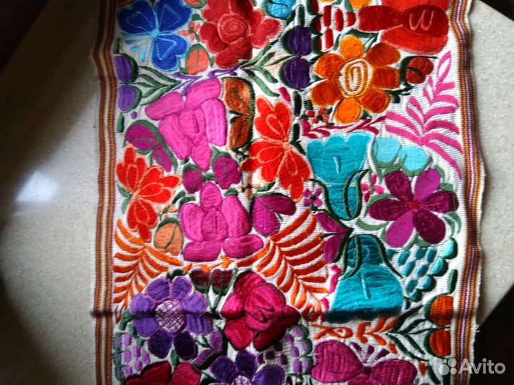 Скатерть из Эквадора. Ручная вышивка