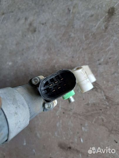 Мотор стеклоподъемника передний левый на BMW E60