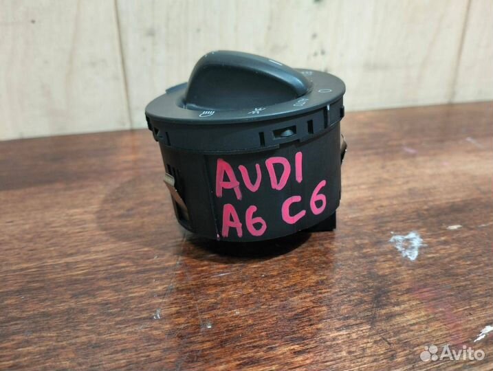 Блок управления светом Audi A6 C6 (ящик 08)
