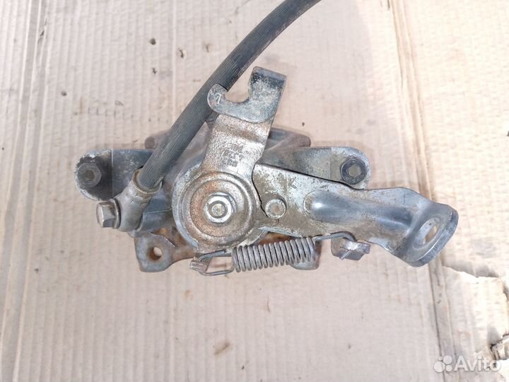 Суппорт задний левый Mazda 3 BM