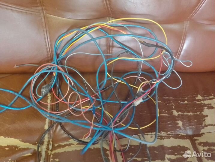 Активный сабвуфер