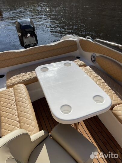 Прогулка на катере sugar daddy