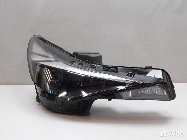 Фара правая Hyundai Elantra