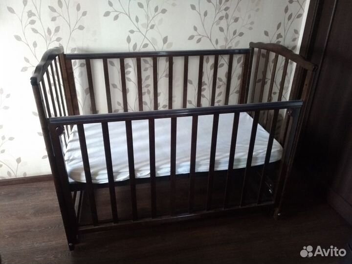 Детская кроватка 120*60