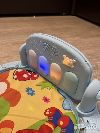 Развивающий коврик