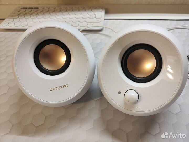 Колонки Creative Pebble MF1680, 2.0, белые