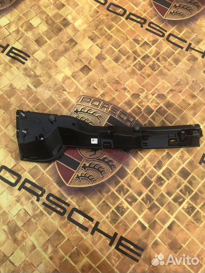 Porsche Panamera 971 фонарь задний правый