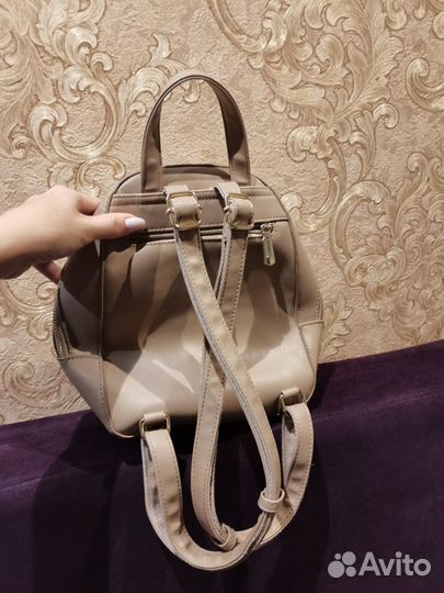 Рюкзак для девочки, состояние нового