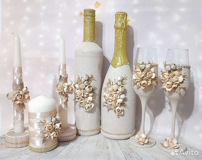 Свадебные бутылки и бокалы
