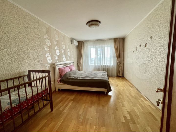 2-к. квартира, 82 м², 6/10 эт.