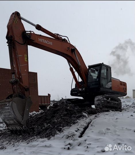 Услуги гусеничного эксковатора Hitachi 330