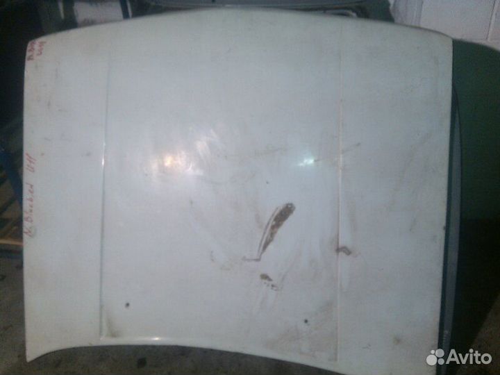 Капот Nissan Bluebird EU11