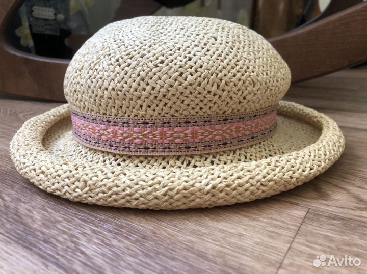 Шляпы Accessorize и др. новые и мало б/у