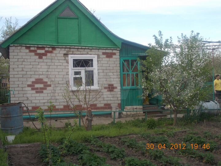 Дача 20 м² на участке 6 сот.