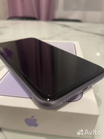 iPhone 11, 64 ГБ