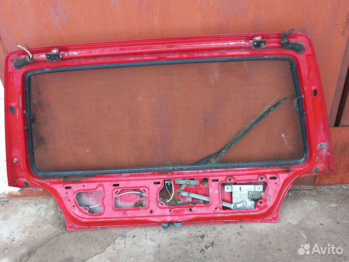 VW Golf 2 (84-91) крышка багажника в сборе