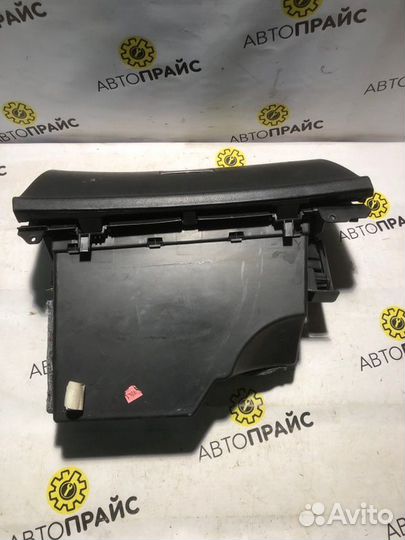 Бардачок Peugeot 308 EP6 2008