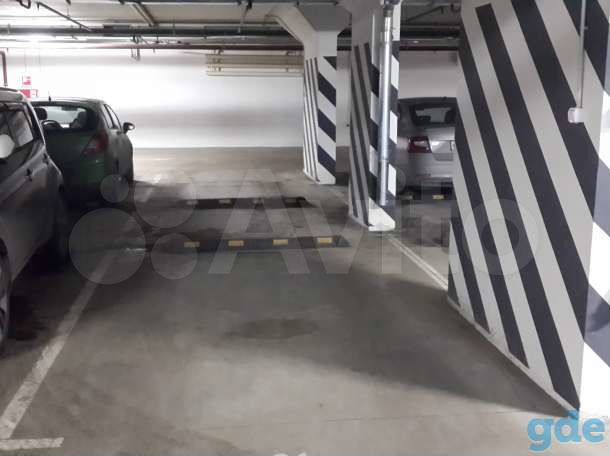 Машиноместо, 14 м²