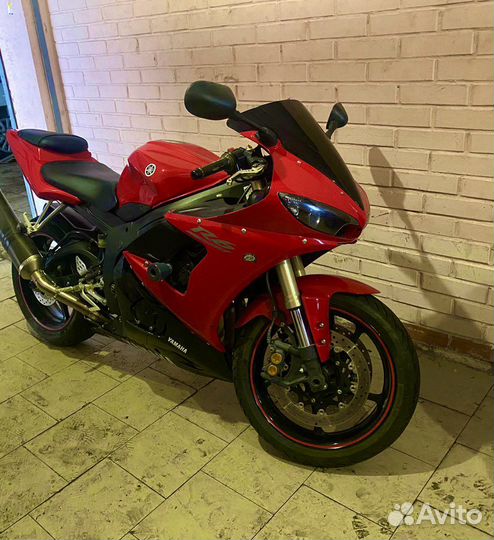 Продаю Ямаха YZF-R6 юбилейная версия