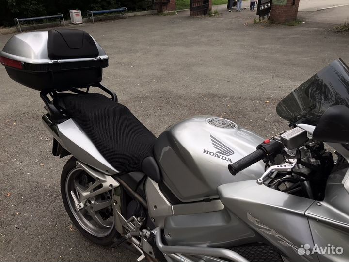 Honda VFR800