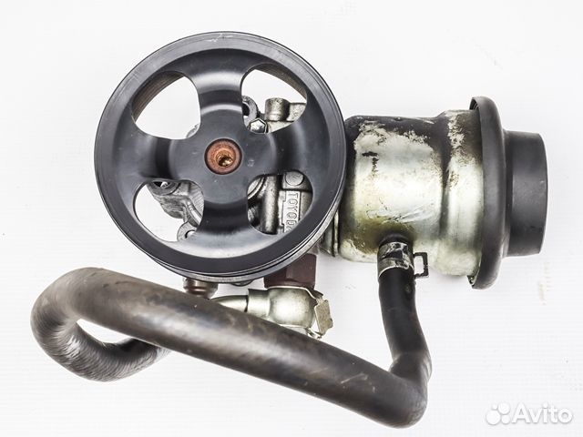 Насос гидроусилителя руля Toyota Hiace