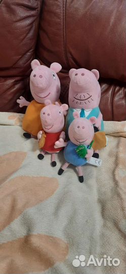 Игрушка Свинка пеппа и её семья