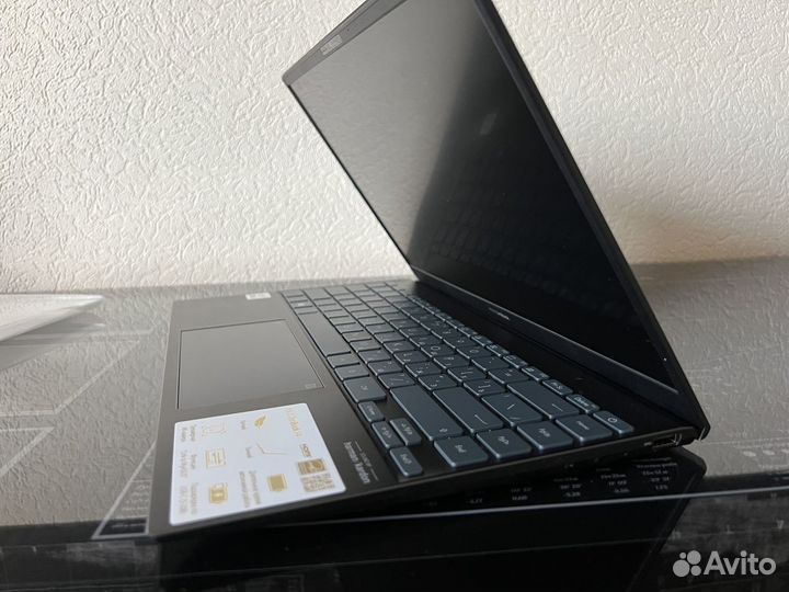 Новый asus Zenbook 14 UX425 16Gb / 512Gb Ростест