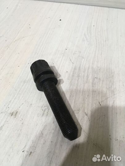 Болт коленвала Ауди А6 С6 3.0 BBJ