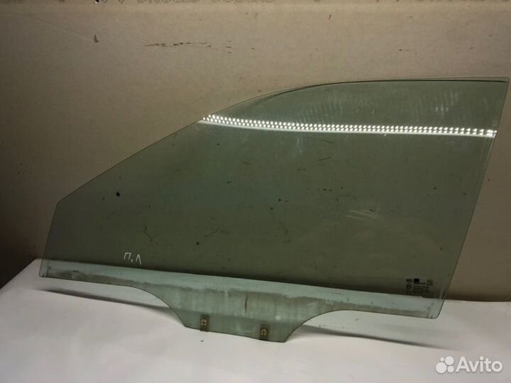 Стекло двери переднее левое Kia Spectra седан 1
