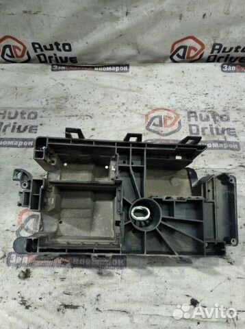 Корпус блока предохранителей Chevrolet Cruze J300