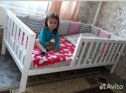 Кроватка детская с бортиком сингл из натурального