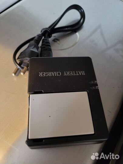 Зарядка + акб для Canon 600D