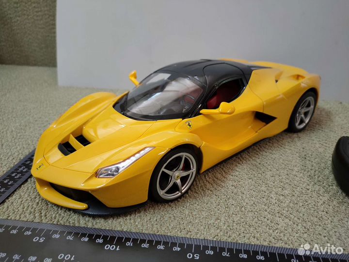 Машина радио Феррари новая