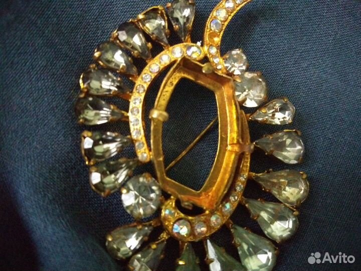 Винтажная брошь