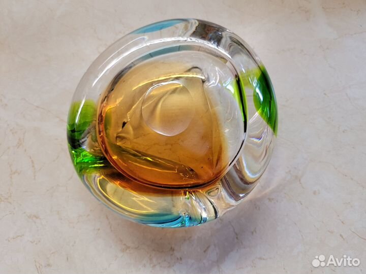 Винтажная пепельница из чешского стекла
