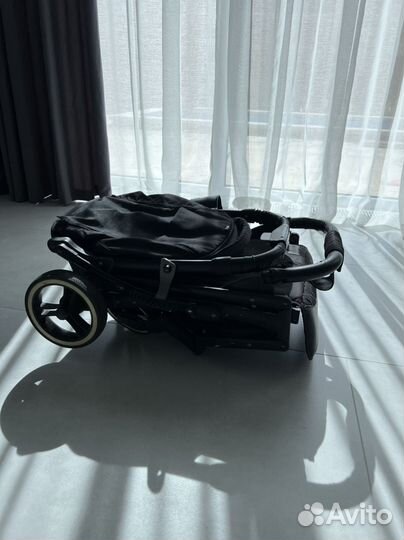 Коляска прогучная Dearest