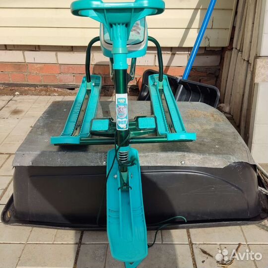 Детский снегокат