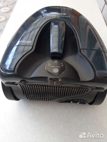 Пылесос polar