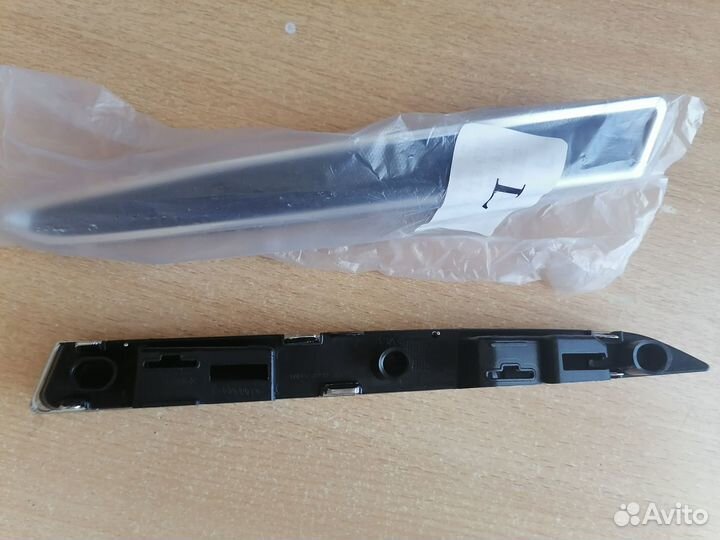 Вставки передней фары kuga 2013