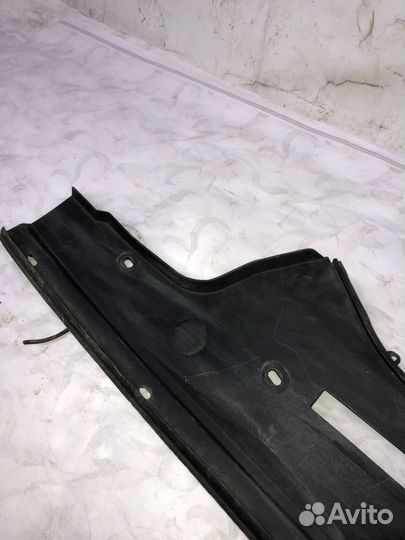 Кожух замка капота бмв 7 ф01 ф02 bmw f01 f02