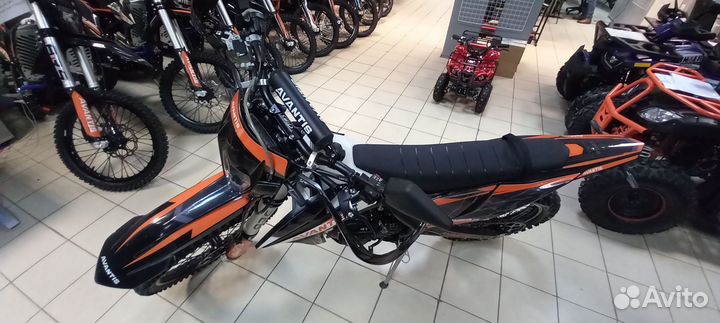 Мотоцикл Avantis Enduro 300 PRO Carb(NC300-s/182)