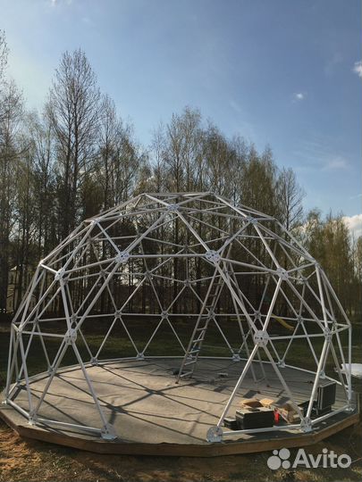 Круглая металлическая беседка для дома и дачи