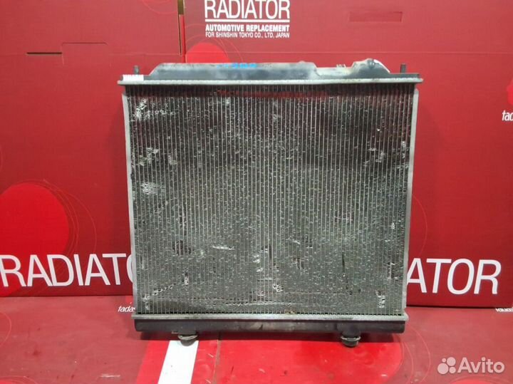 Радиатор двс на Mitsubishi Delica Space Gear PD6W