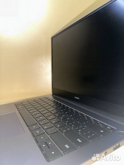 Ноутбук huawei matebook D 14