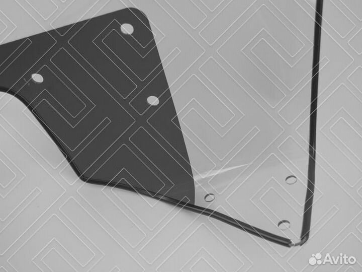 Стекло ветровое для снегохода BRP (88см, 4мм, мпк)
