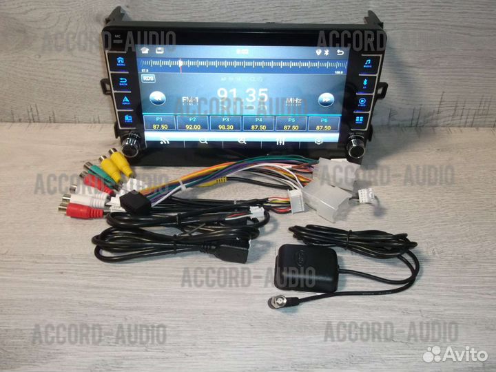 Магнитола Toyota Auris Android физ. кнопки