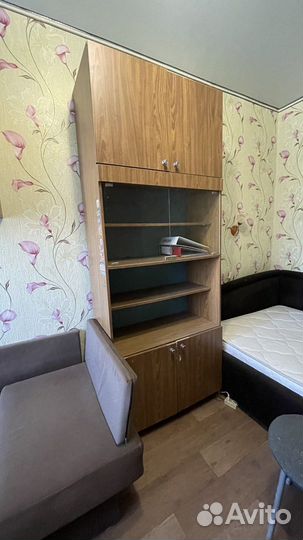 Полка навесная и шкаф бу